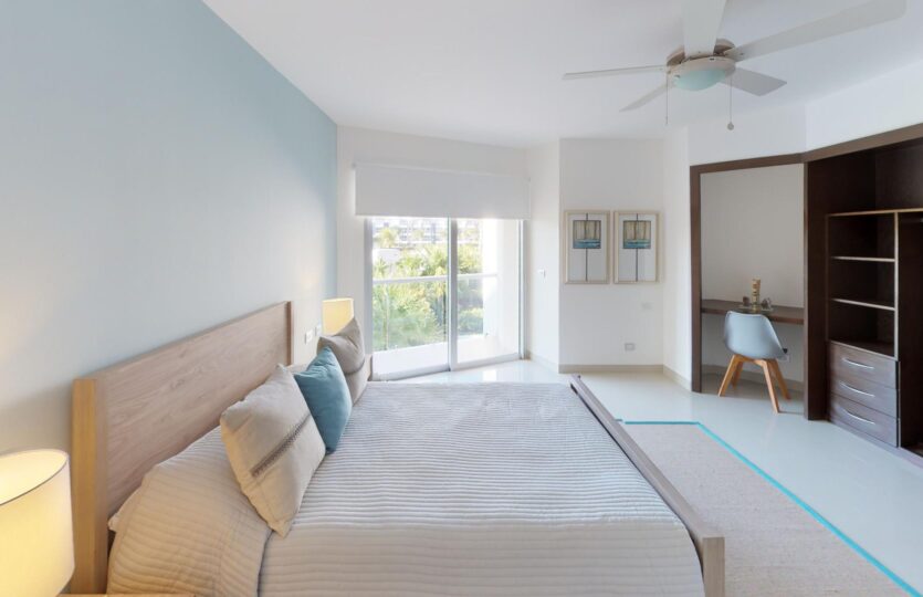 Beachfront 4 Bedroom Condo For Sale in Playa del Carmen