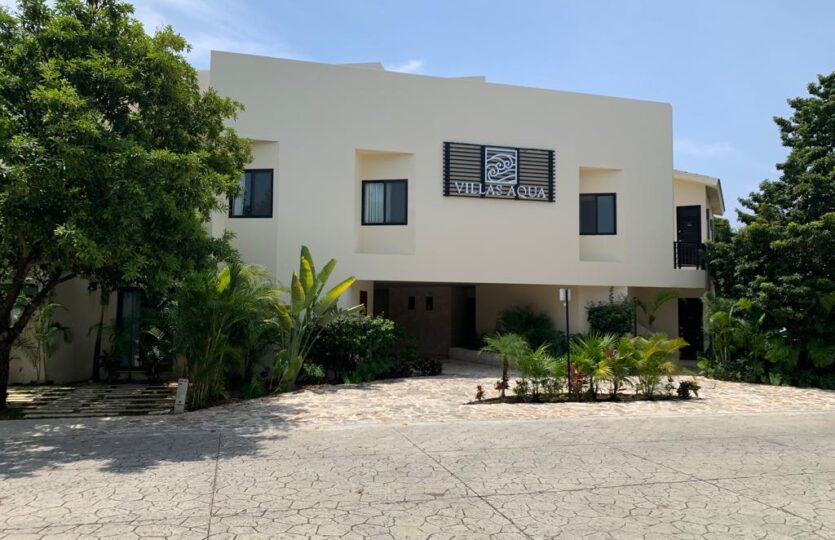 Villas Aqua 2 bedroom condo for sale in Puerto Aventuras