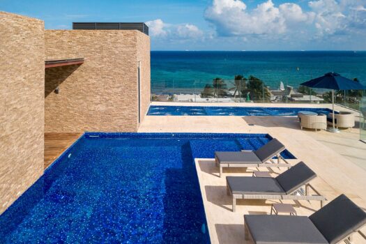 2 bedroom condo with ocean view in playa del carmen