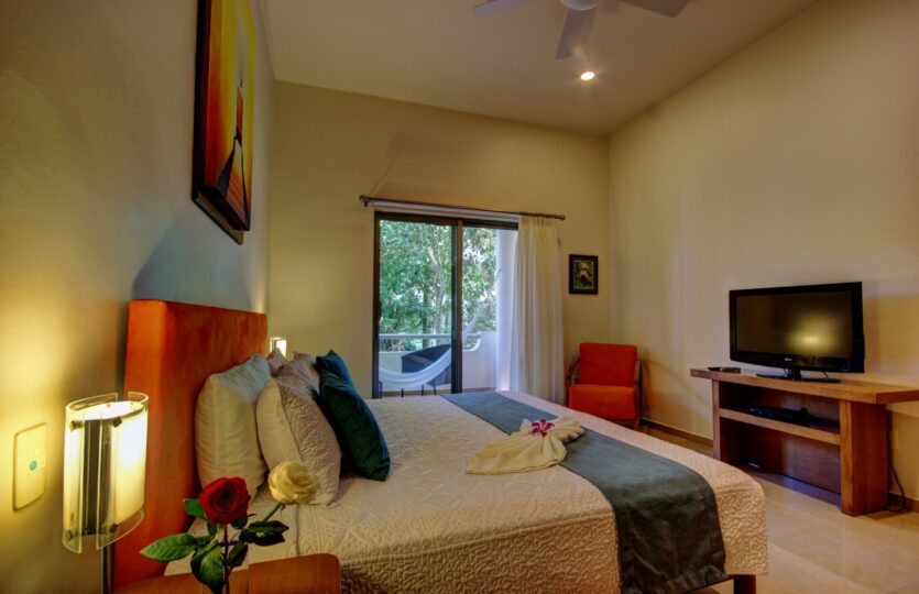 Palmar del Sol 3 Bedroom Condo For Sale with Garden View