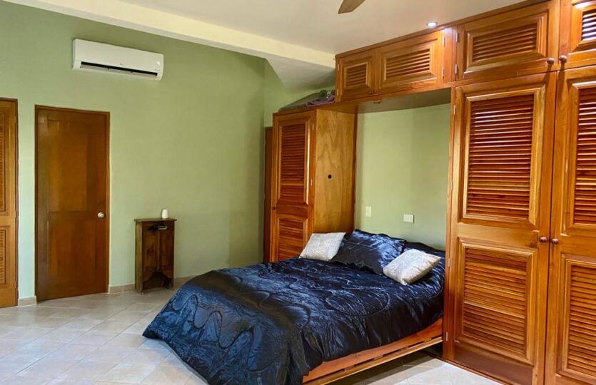 Villa Hoyo 4, 3 Bedroom Penthouse For Sale in Playacar