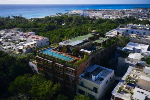 La Residencia 1 Bedroom Condo For Sale in Playa del Carmen