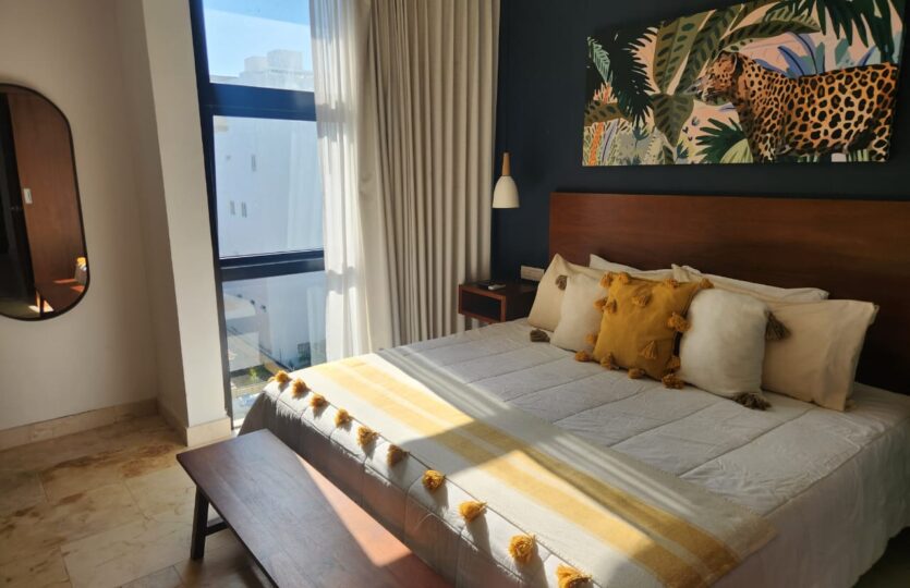Anah La Quinta 2 Bedroom Condo For Sale in Playa del Carmen