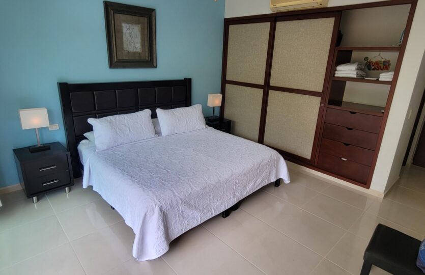 Meridian 2 Bedroom Condo For Sale in Playa del Carmen