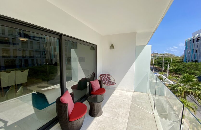 1 Bedroom Condo For Sale in Calle 38