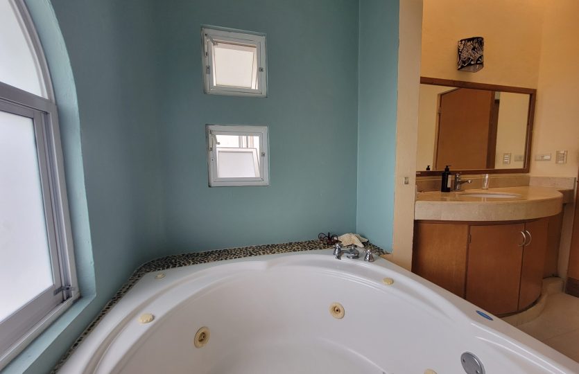3 Bedroom House for Sale in Mayamar, Playacar II