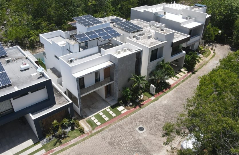 5 Bedroom House for Sale in Bosques de Bambu
