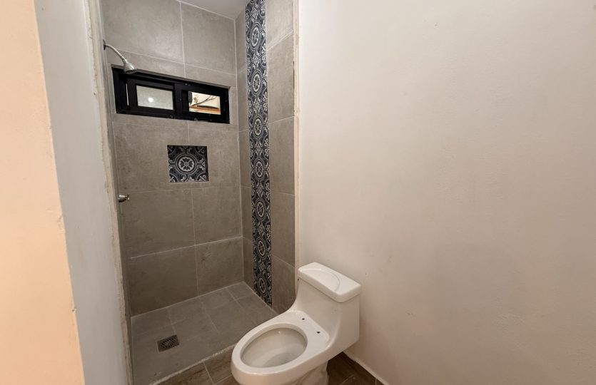 Edificio Colibri - 6-Unit Apartment for Sale
