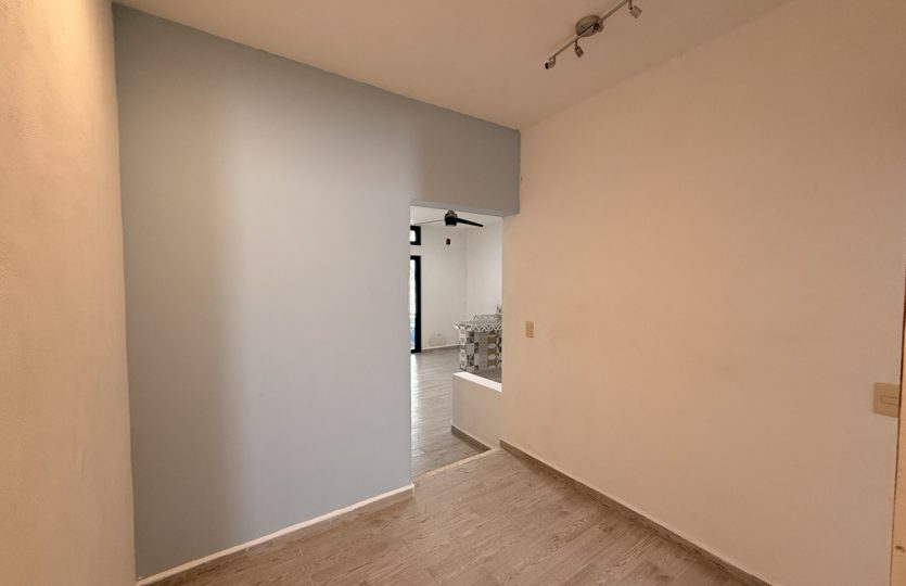 Edificio Colibri - 6-Unit Apartment for Sale