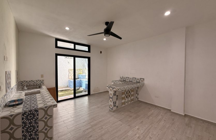 Edificio Colibri - 6-Unit Apartment for Sale