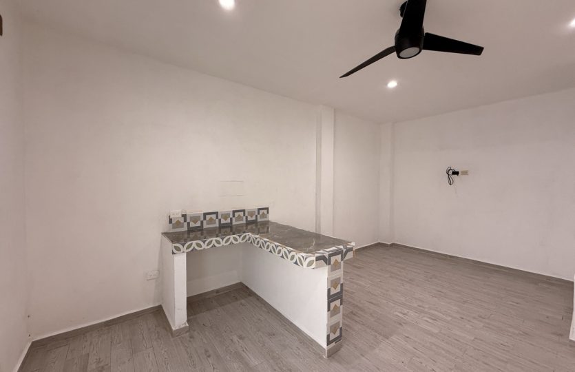 Edificio Colibri - 6-Unit Apartment for Sale