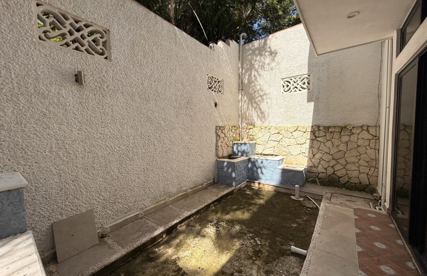 Edificio Colibri - 6-Unit Apartment for Sale