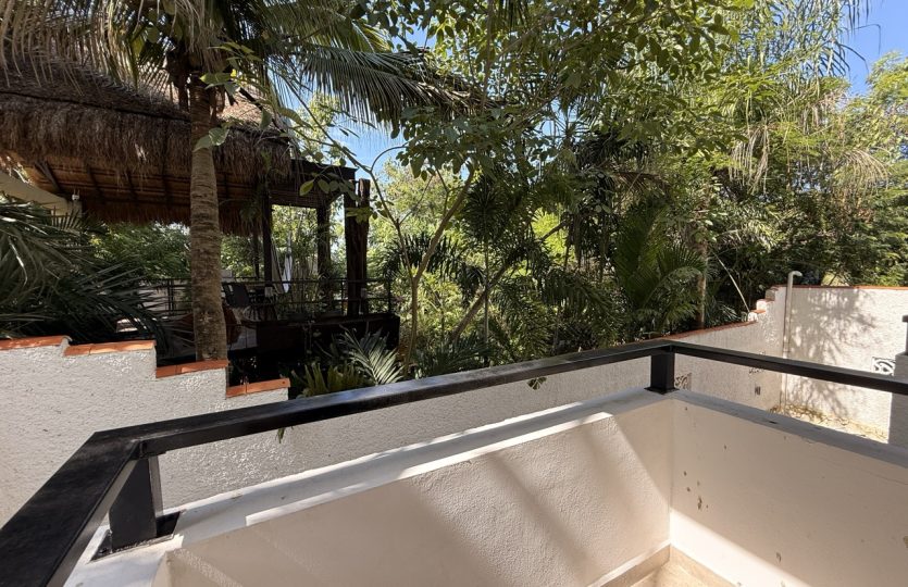 Edificio Colibri - 6-Unit Apartment for Sale