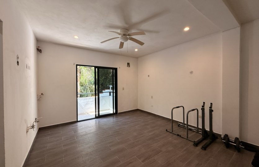 Edificio Colibri - 6-Unit Apartment for Sale