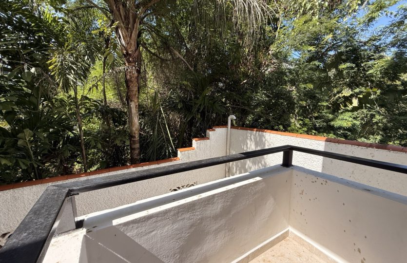 Edificio Colibri - 6-Unit Apartment for Sale