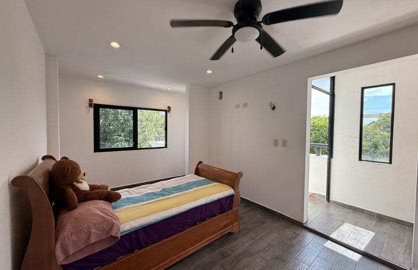 Edificio Colibri - 6-Unit Apartment for Sale