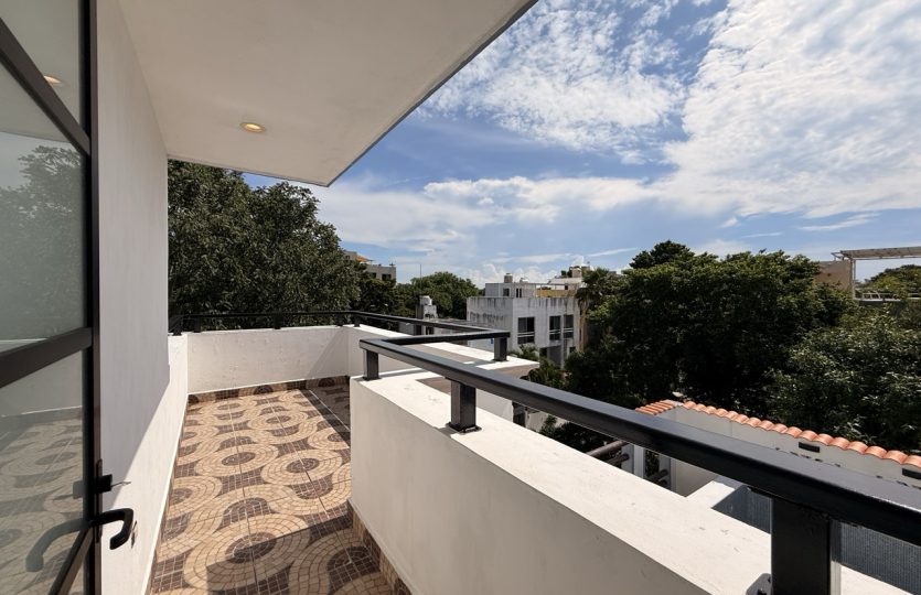 Edificio Colibri - 6-Unit Apartment for Sale