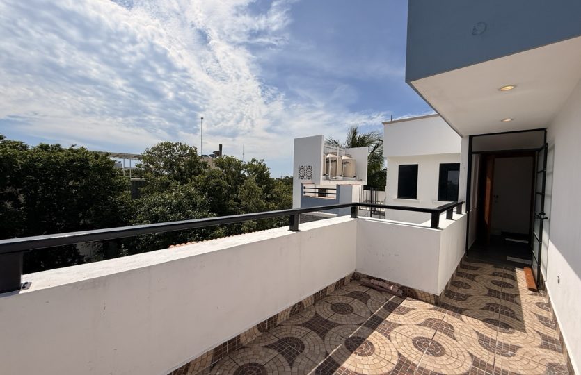 Edificio Colibri - 6-Unit Apartment for Sale