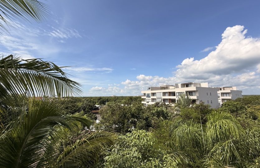 Edificio Colibri - 6-Unit Apartment for Sale