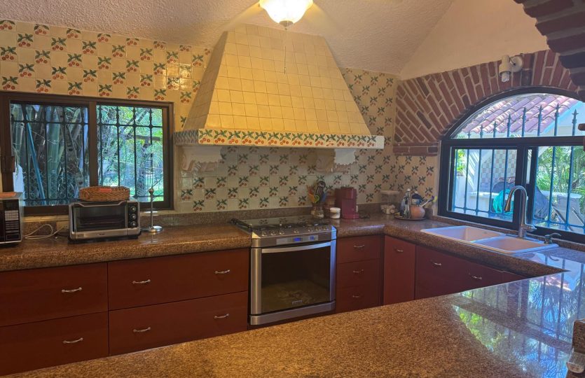 Fisher House - Beautiful Single-Story Home for Sale in Puerto Aventuras