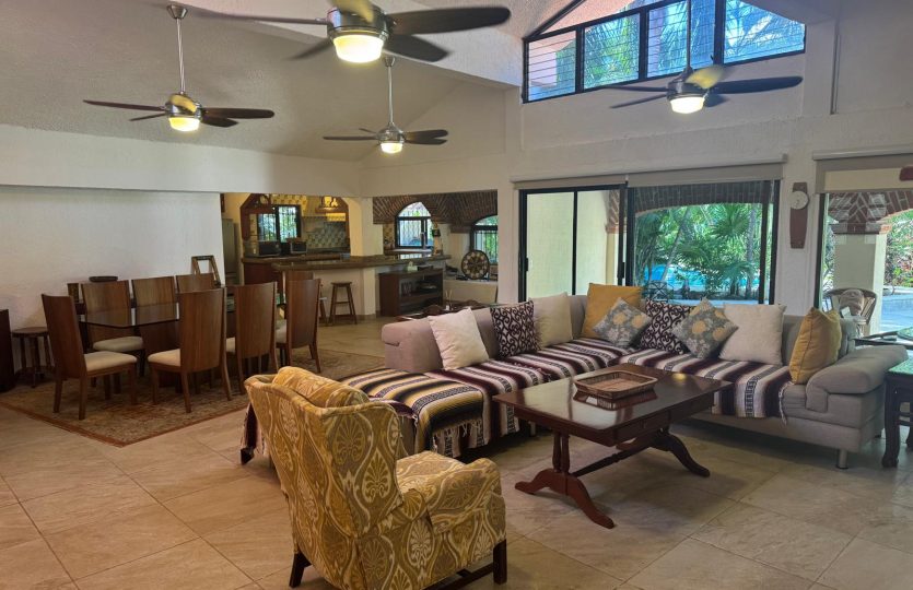 Fisher House - Beautiful Single-Story Home for Sale in Puerto Aventuras
