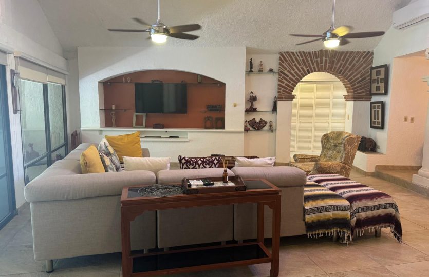 Fisher House - Beautiful Single-Story Home for Sale in Puerto Aventuras