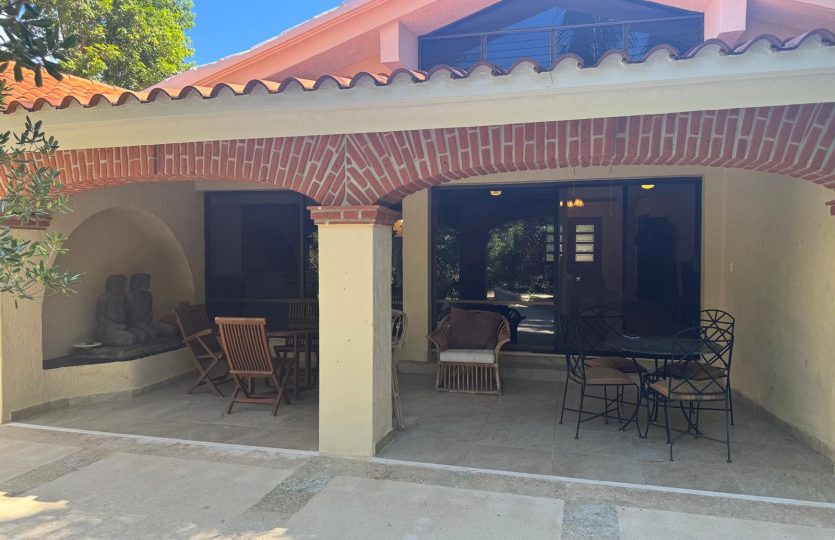 Fisher House - Beautiful Single-Story Home for Sale in Puerto Aventuras