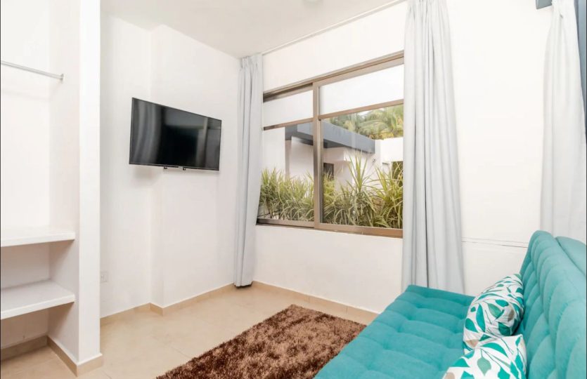 Apartment Building for Sale – Prime Location Steps from 5th Avenue and the Beach