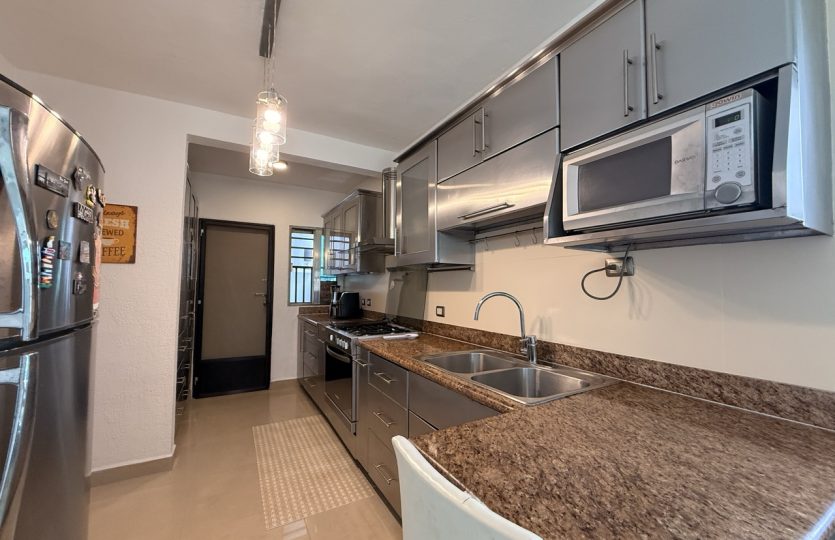 4-Bedroom Mediterranean Home for Sale in Santa Fe Playa del Carmen