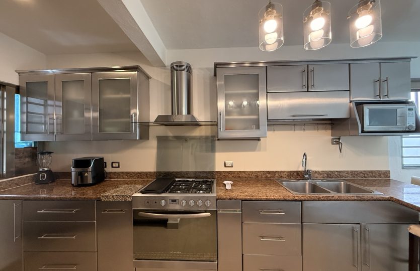 4-Bedroom Mediterranean Home for Sale in Santa Fe Playa del Carmen