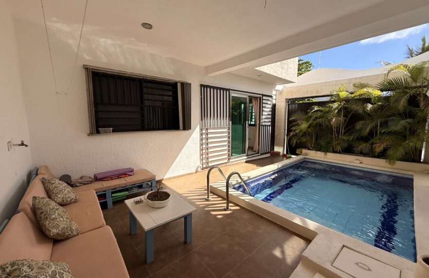 4-Bedroom Mediterranean Home for Sale in Santa Fe Playa del Carmen
