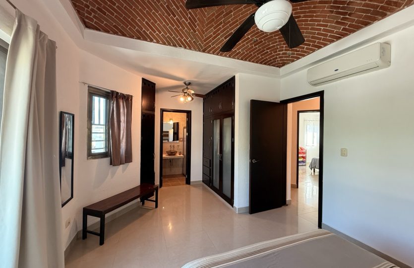 4-Bedroom Mediterranean Home for Sale in Santa Fe Playa del Carmen