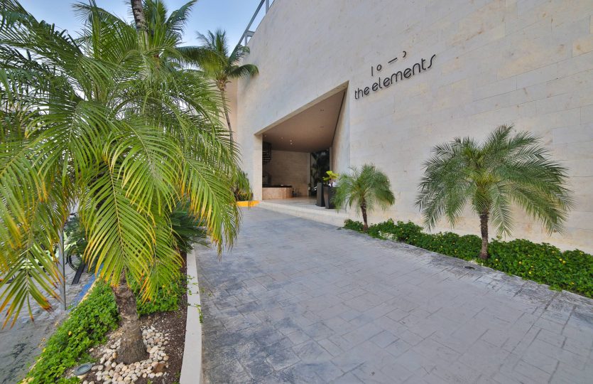 Ground-Floor Oceanfront Condo for Sale at The Elements Playa del Carmen
