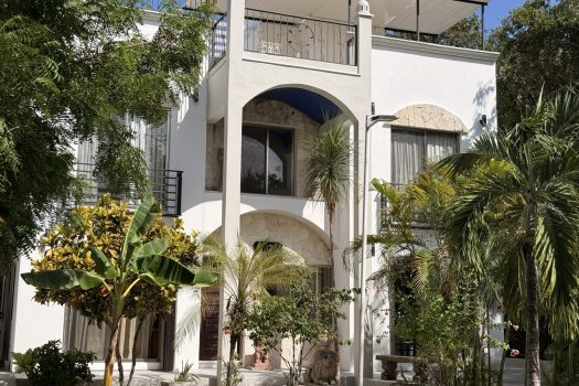 Casa Bonampak – Luxury 4-Bedroom Home for Sale in Playacar Phase II