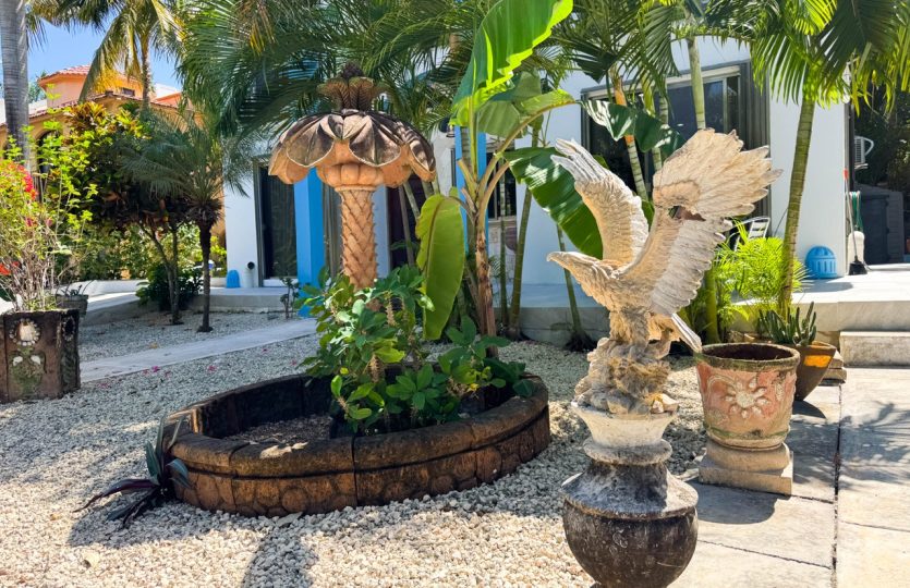 Casa Bonampak – Luxury 4-Bedroom Home for Sale in Playacar Phase II