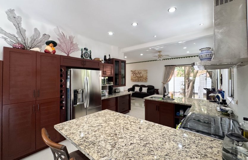 Casa Bonampak – Luxury 4-Bedroom Home for Sale in Playacar Phase II