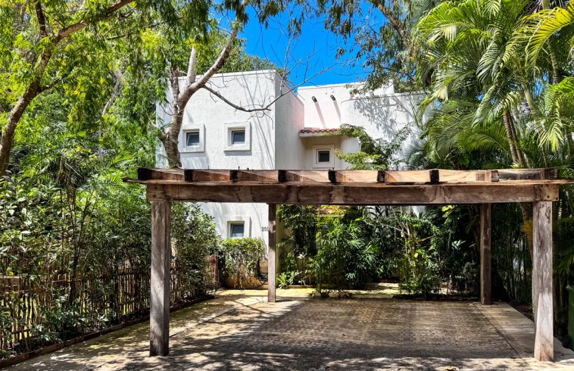 Villas Copan | 4 Bedroom Villa for Sale in Playacar Phase II