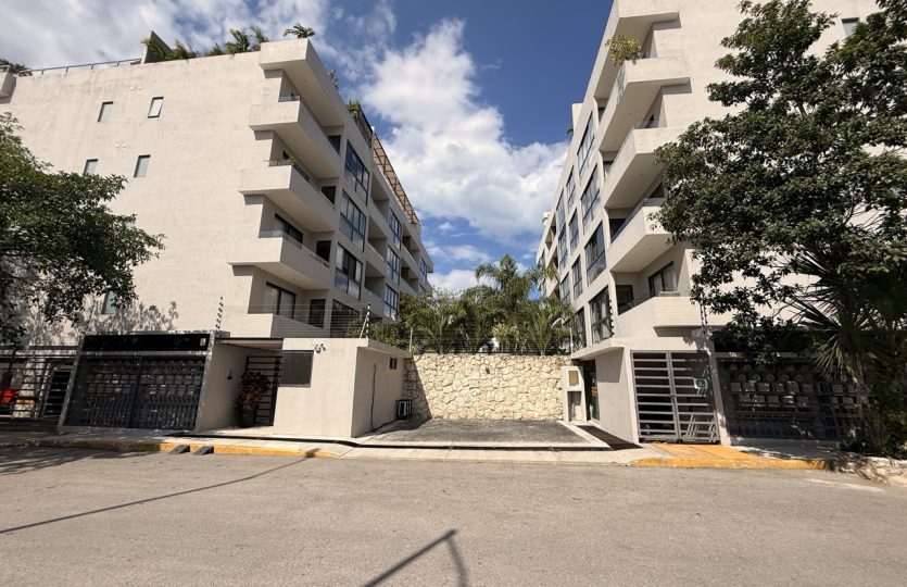 2 Bedroom Condo for Sale in Wave Living Playa del Carmen