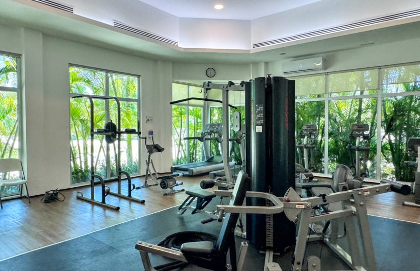 Mareazul | 3-Bedroom Beachfront Penthouse for Sale