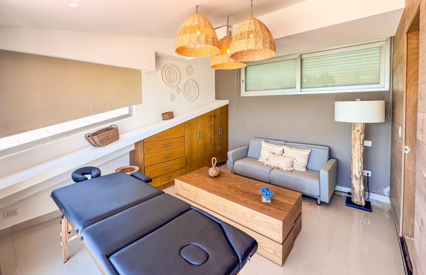 Mareazul | 3-Bedroom Beachfront Penthouse for Sale