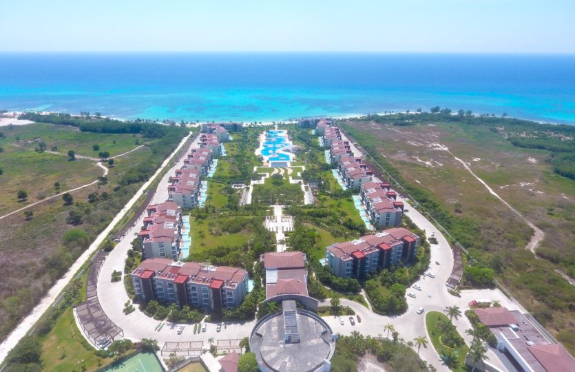 Mareazul | 3-Bedroom Beachfront Penthouse for Sale