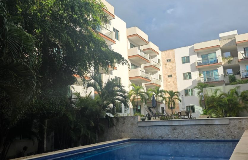 2 Bedroom Ground Floor Condo for Sale in Playa del Carmen | Prime Location