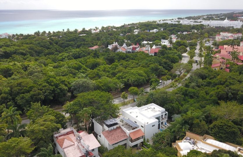 Luxury 5 Bedroom Home for Rent with Private Pool & Studio | Playa del Carmen