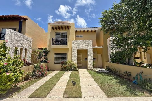 4 Bedroom House for Sale in Allegranza Playa del Carmen | Casa Crepúsculo