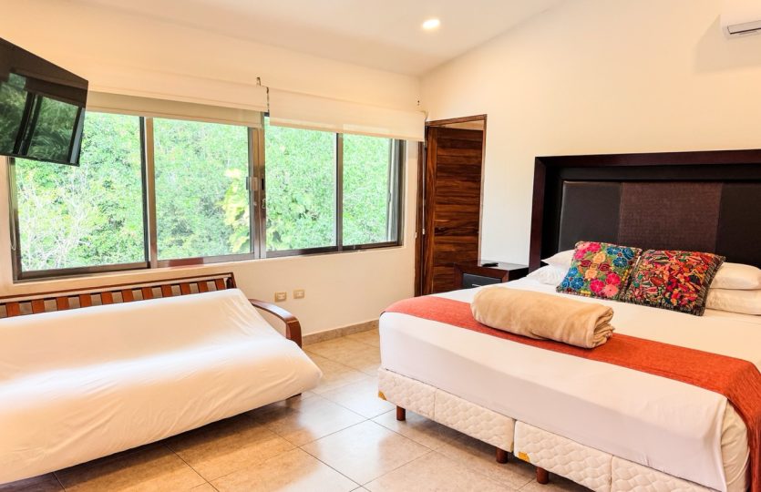 Luxury 5 Bedroom Home for Rent with Private Pool & Studio | Playa del Carmen