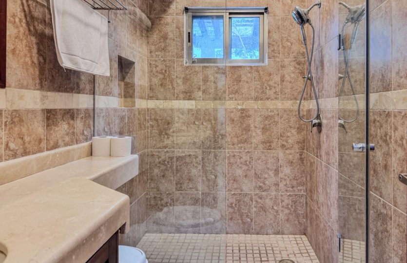 Luxury 5 Bedroom Home for Rent with Private Pool & Studio | Playa del Carmen