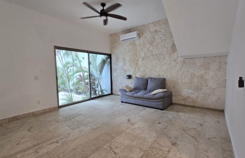 Casa Almendros for Sale | 4BR Sustainable Home with Pool in Los Almendros