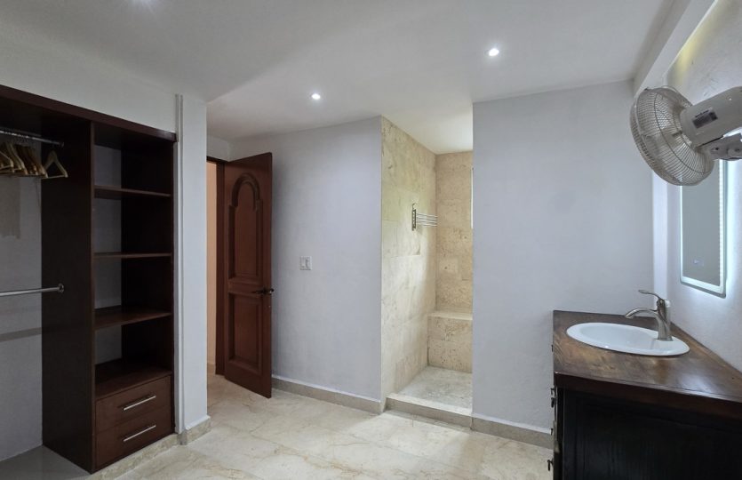 Casa Almendros for Sale | 4BR Sustainable Home with Pool in Los Almendros