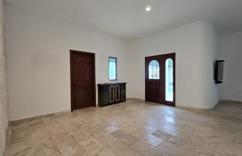 Casa Almendros for Sale | 4BR Sustainable Home with Pool in Los Almendros