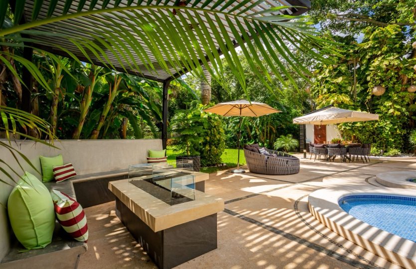 Luxury 4BR Home for Sale in Playacar | Private Pool